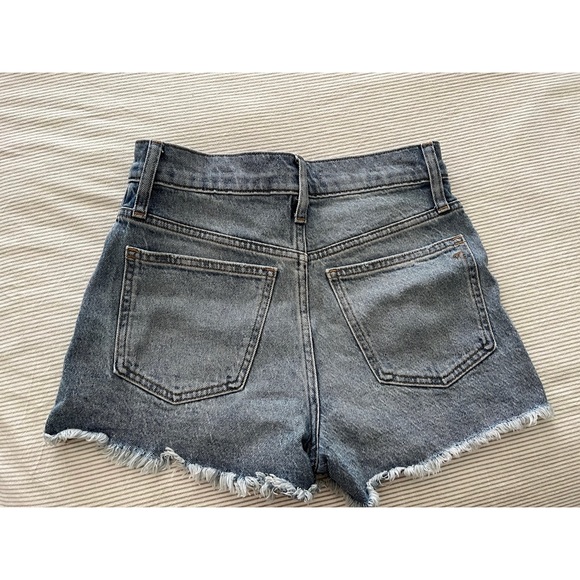 Madewell The Perfect Jean Short - Picture 2 of 7